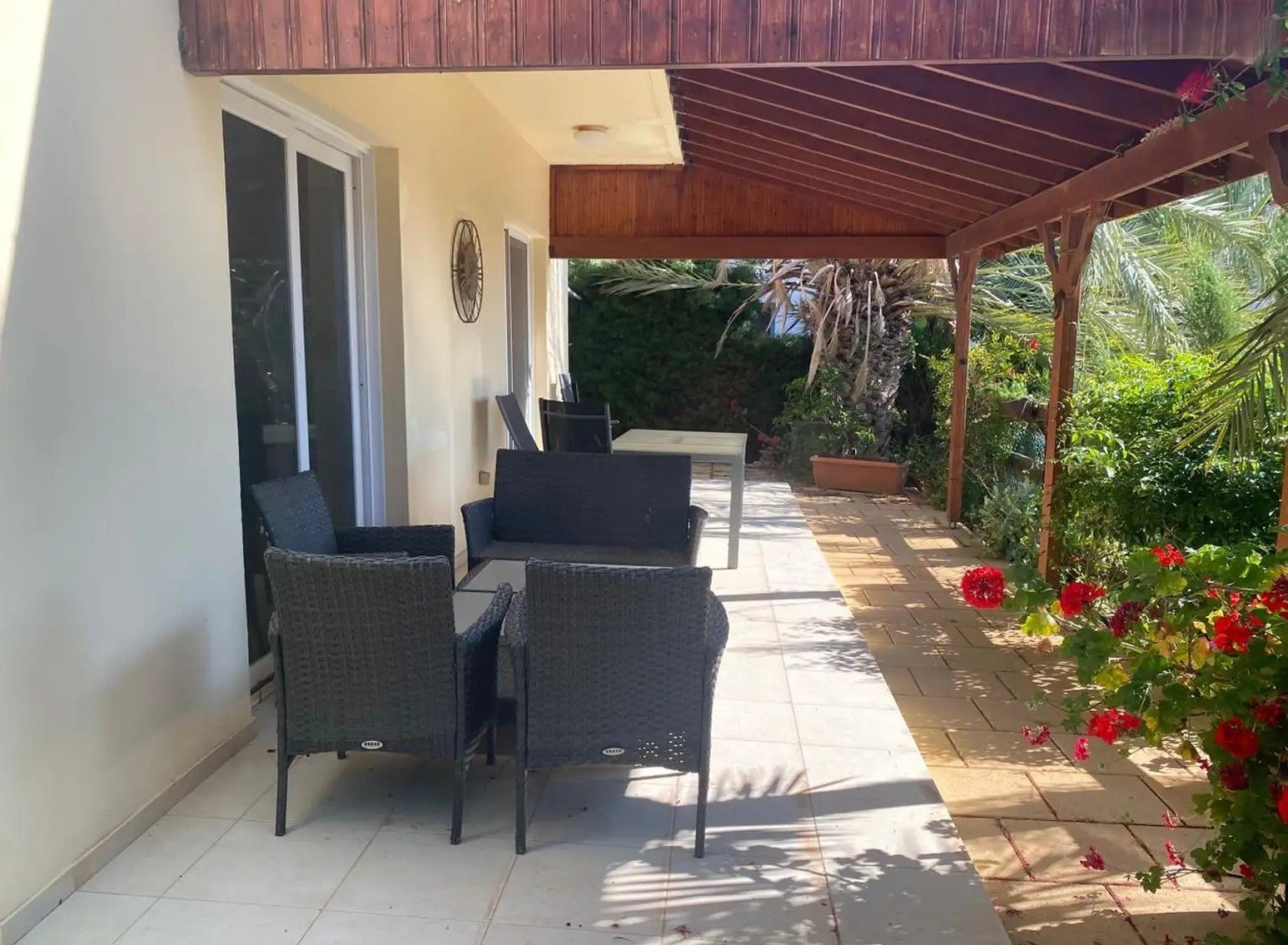 Fully Furnished Three-Bed Villa with Private Pool in Sea Caves Pegeia
