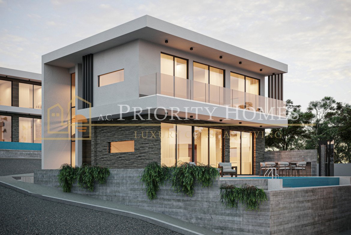 Luxury Three‑Bedroom Villa in Pegeia