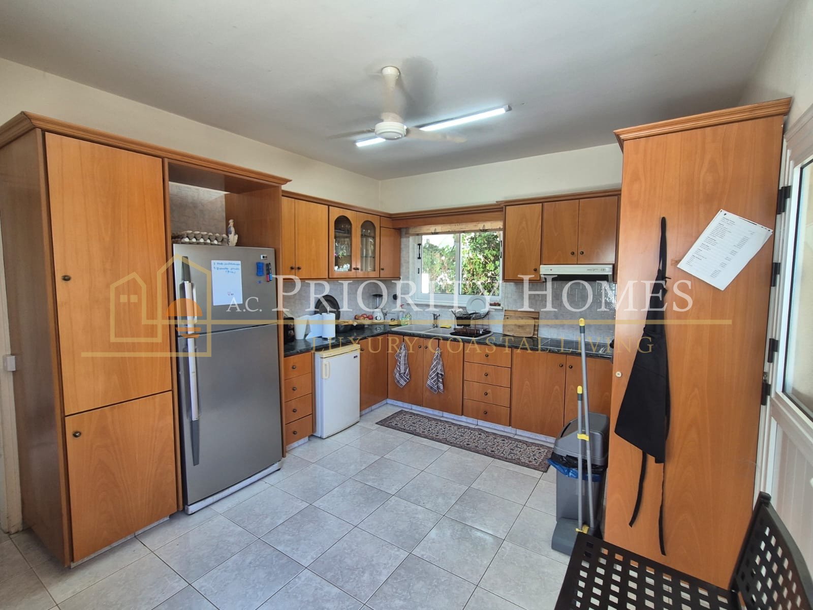 Four-Bedroom Villa for Rent in Pegeia