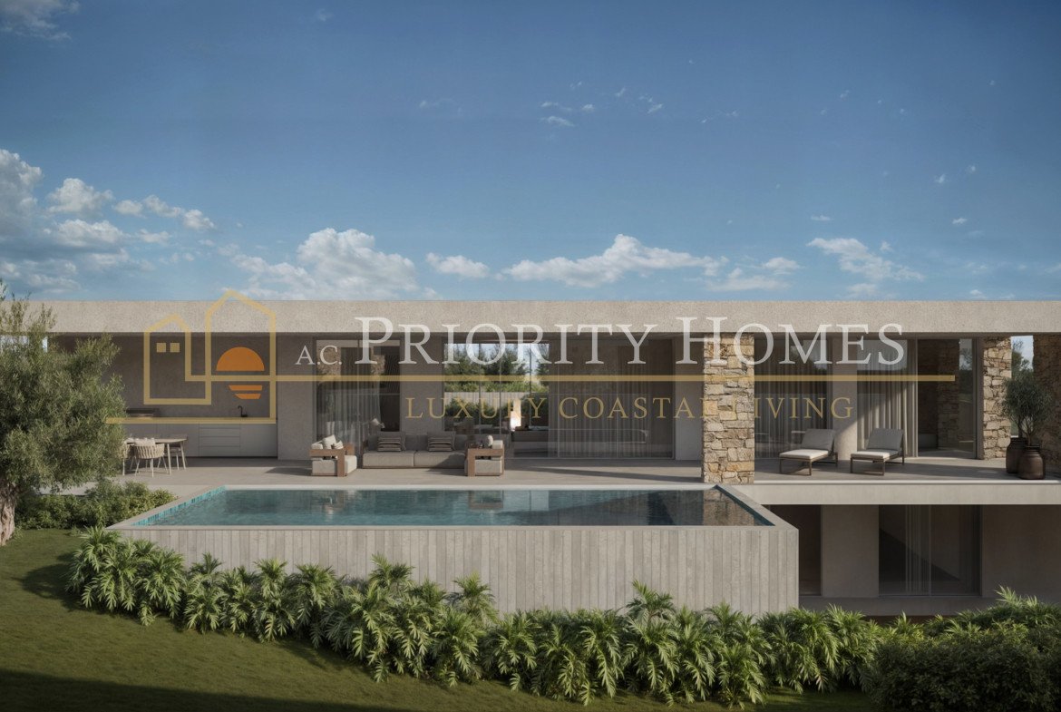 Luxury Four-Bedroom Four-Bathroom Villas in Sea Caves