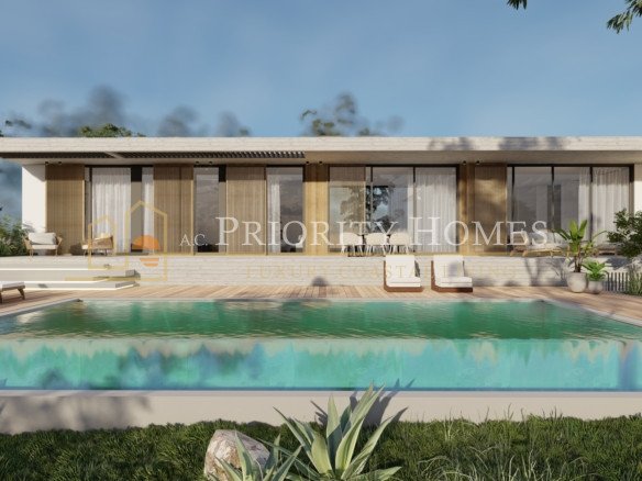 Luxury Three-Bedroom Villa with Sea Views in Tala