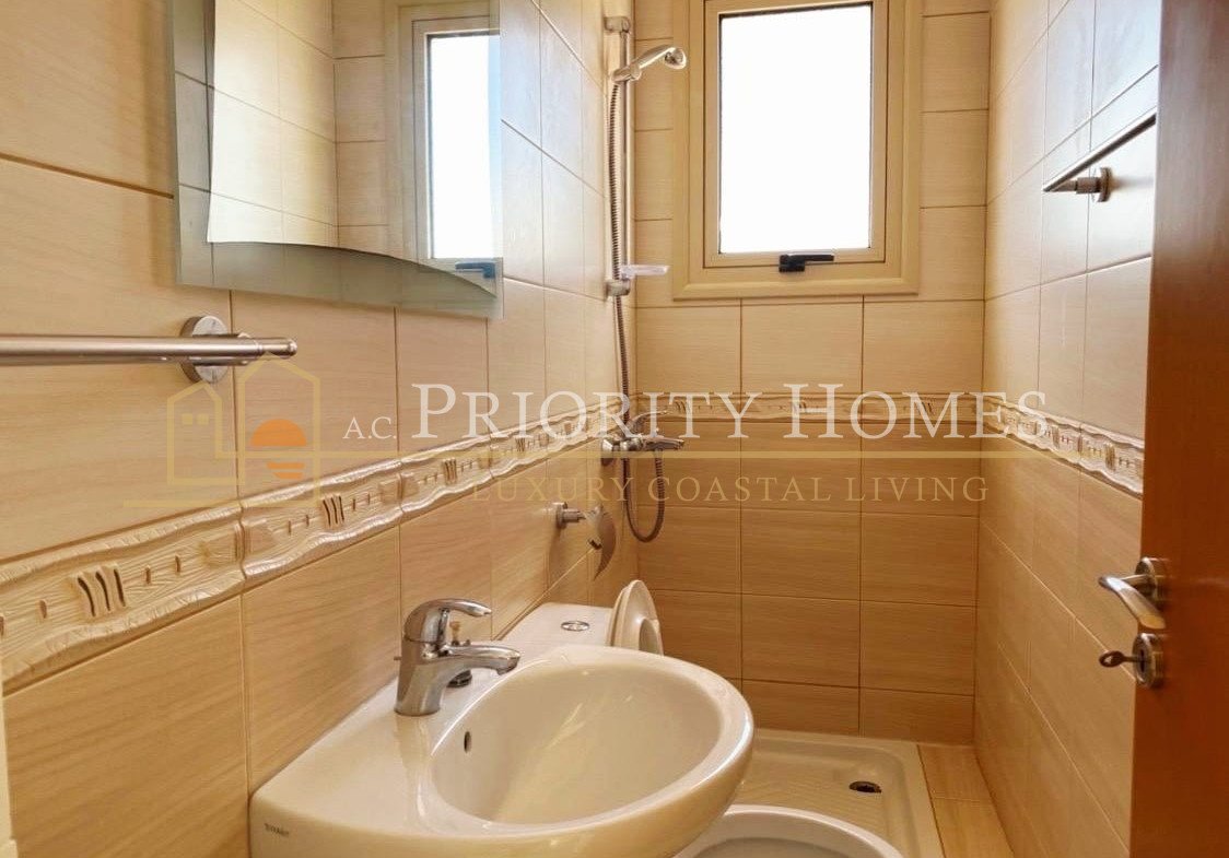 Four-Bedroom Villa in Tala with Private Pool & Sea Views