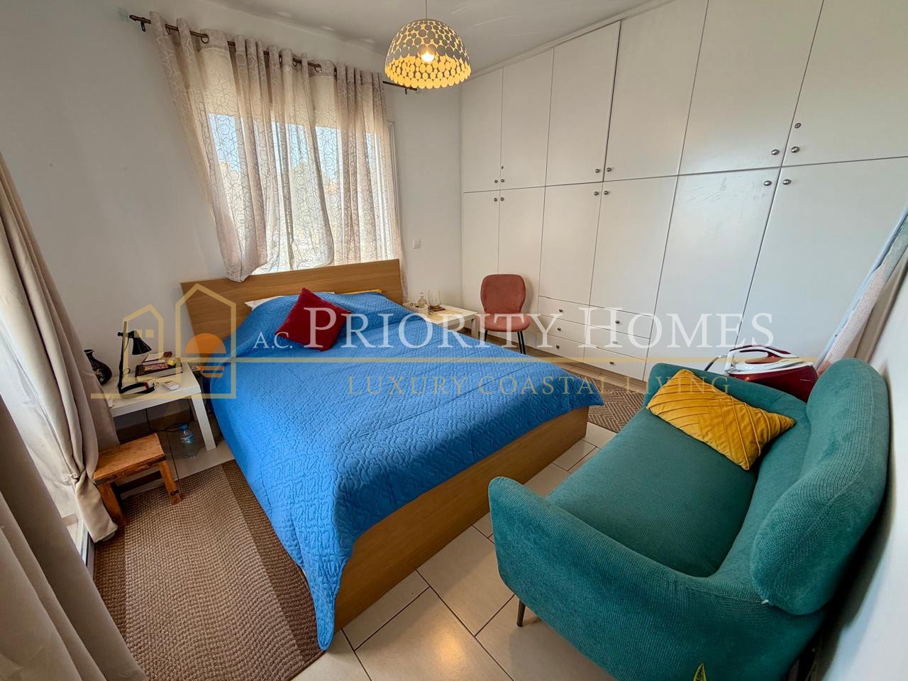 Spacious One-Bedroom Apartment with Sea Views in Tomb of the Kings