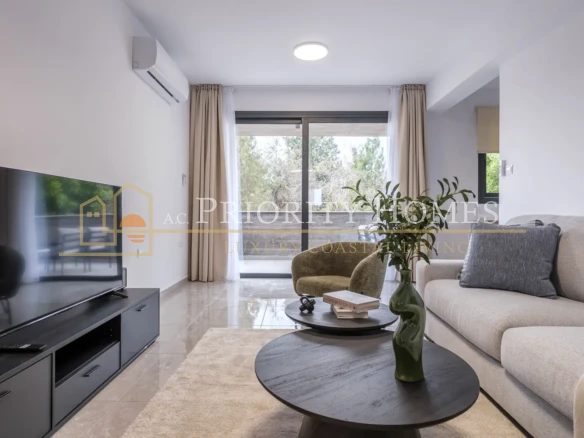 Fully Furnished Two-Bedroom Apartment for Rent in Universal
