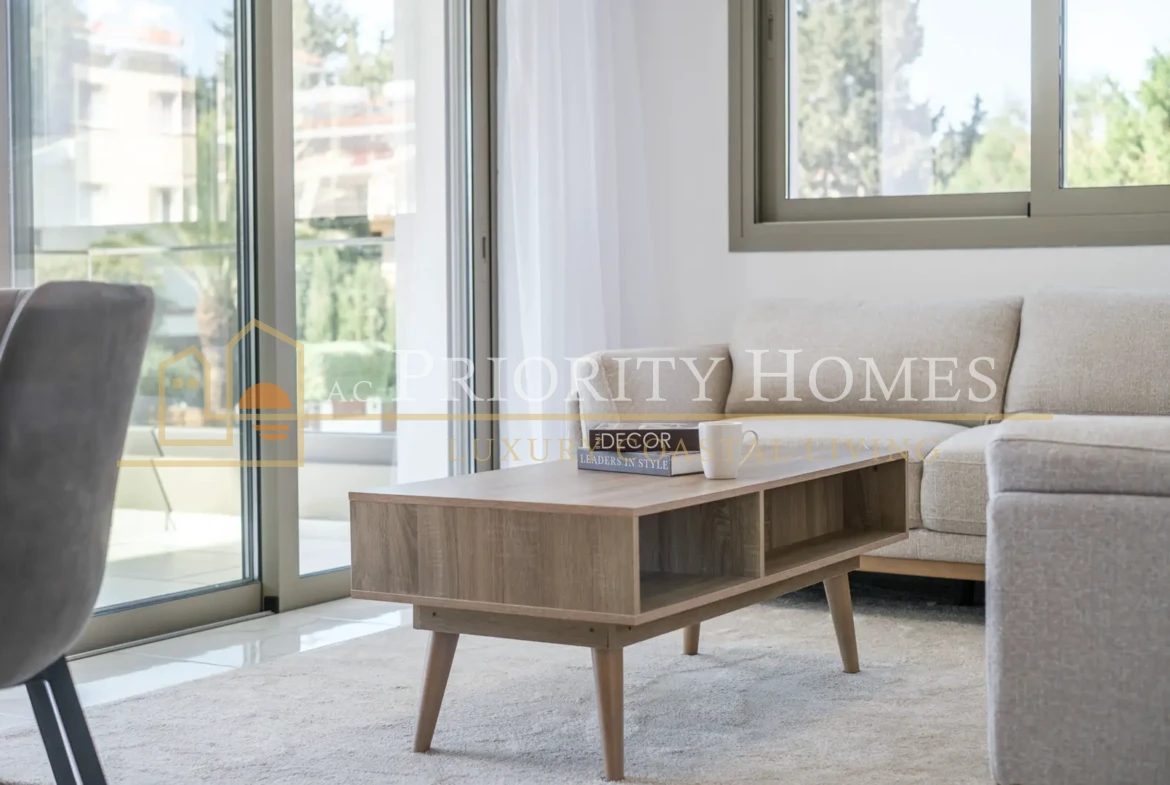 Modern Two Bedroom Apartment in Universal