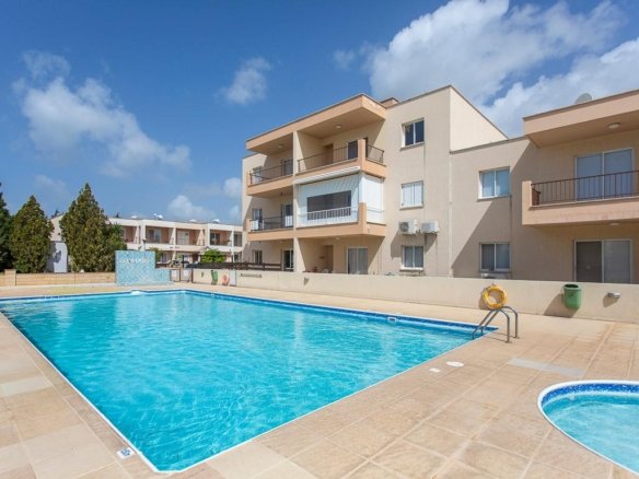 Two-Bedroom Apartment in Mandria, Paphos