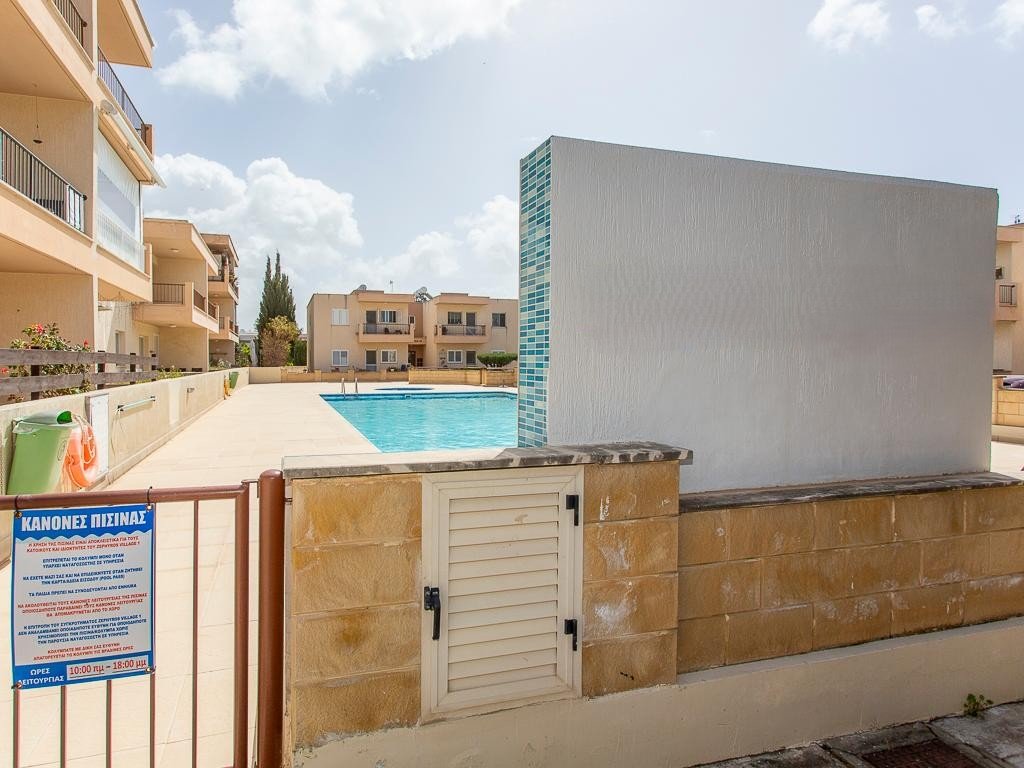 Two-Bedroom Apartment in Mandria, Paphos