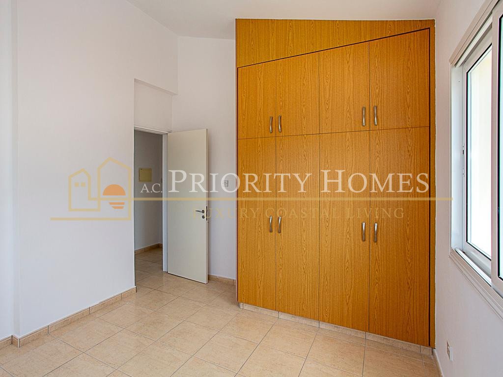 Three-Bedroom Detached Villa in Argaka, Paphos