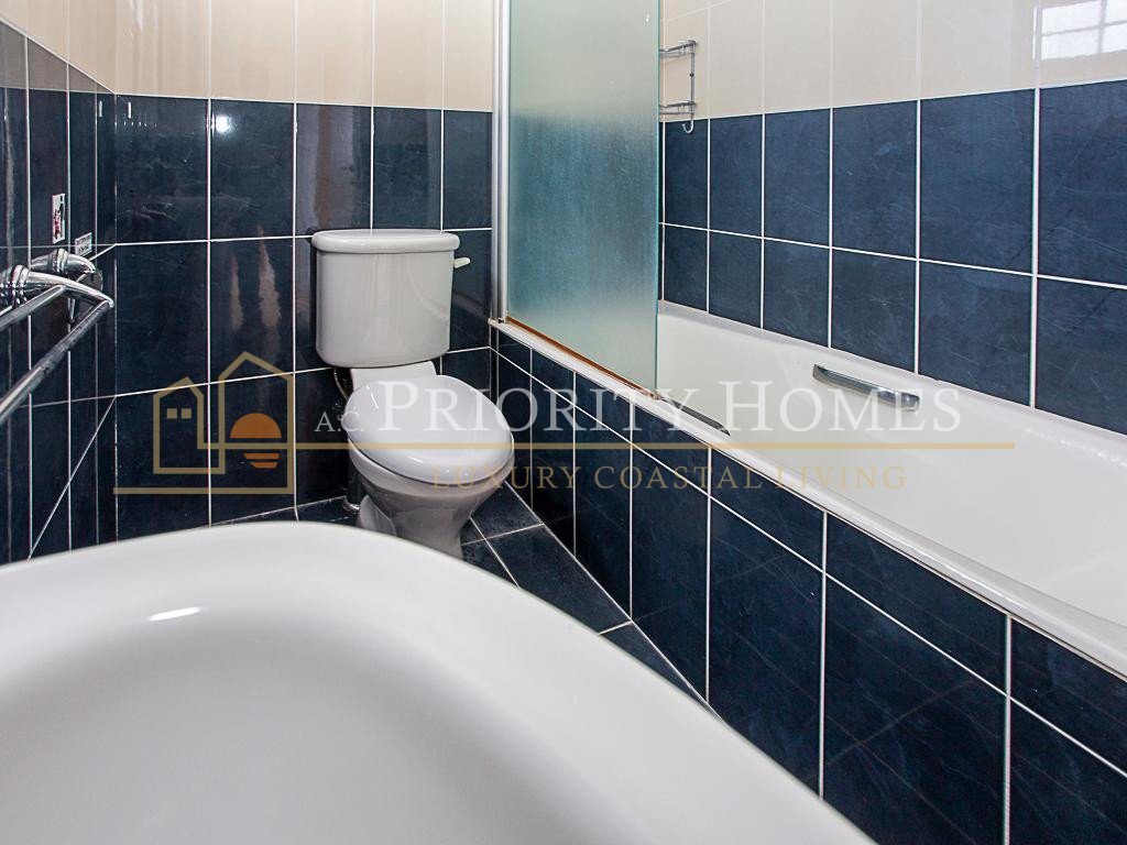 Three-Bedroom Detached Villa in Argaka, Paphos