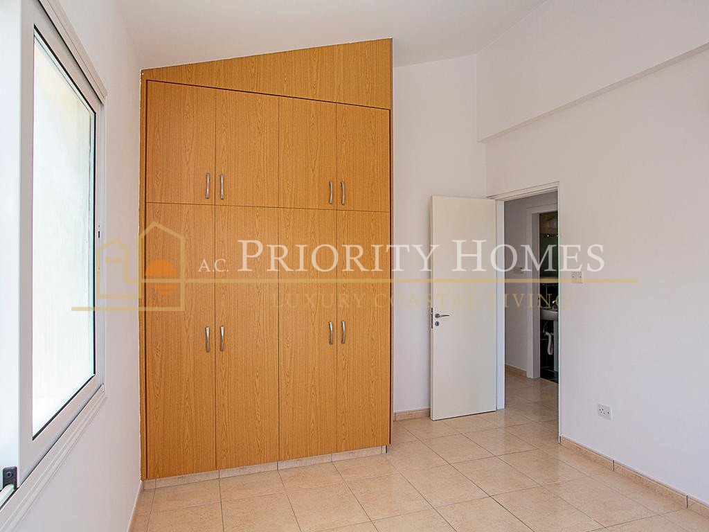 Three-Bedroom Detached Villa in Argaka, Paphos