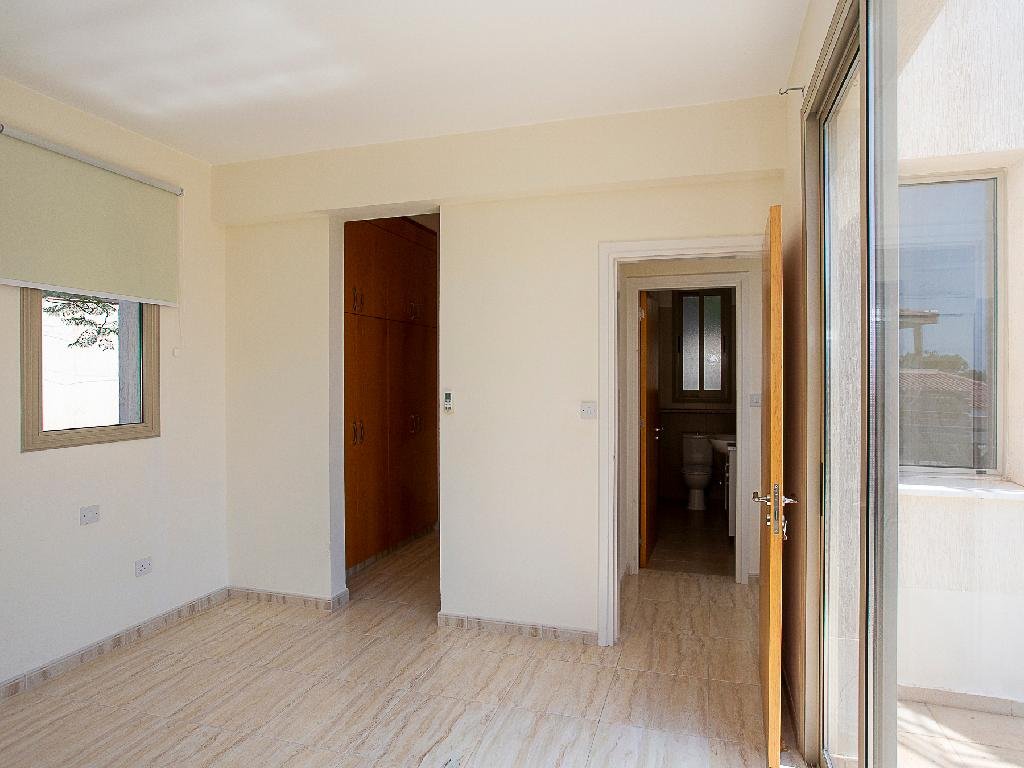 Three‑Bedroom Villa in Pegeia
