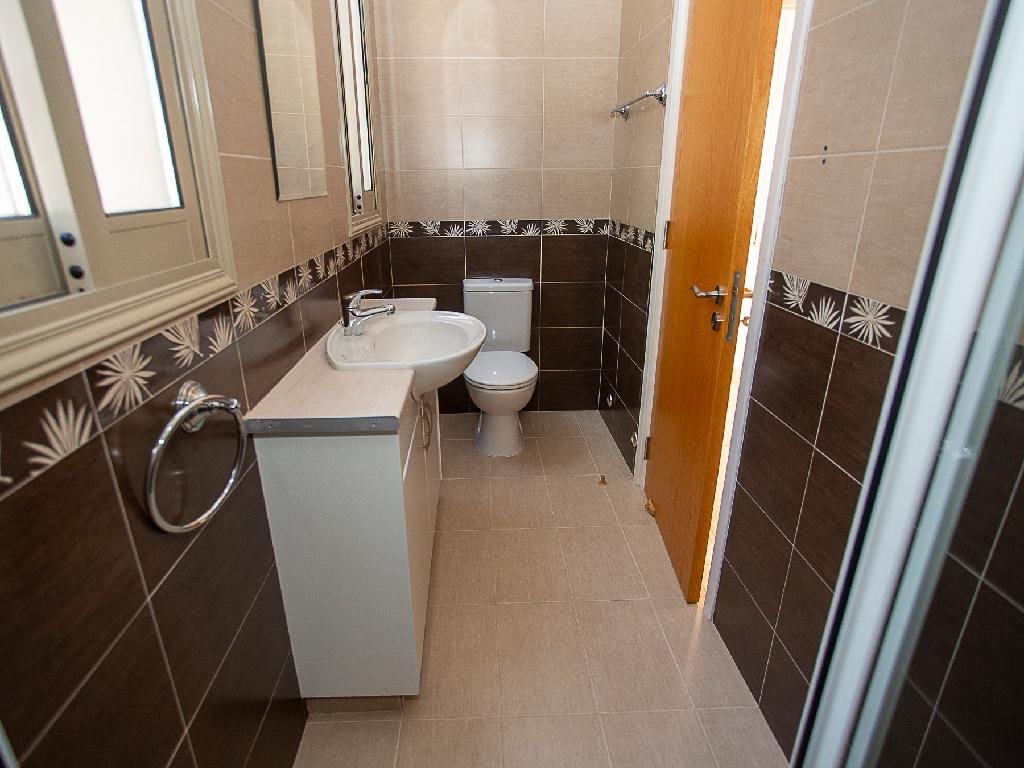 Three‑Bedroom Villa in Pegeia