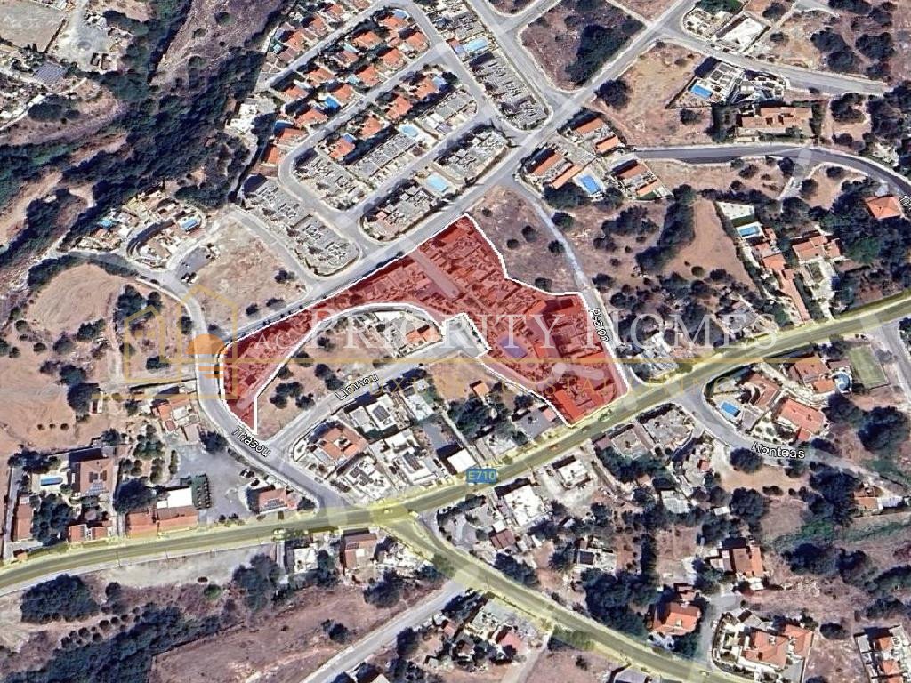 Two-Bed Two Bathroom Apartment in Konia, Paphos