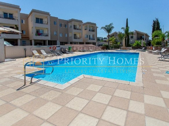 Two-Bed Two Bathroom Apartment in Konia, Paphos