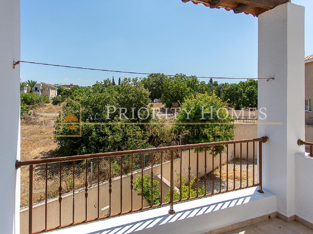 Two-Bed Two Bathroom Apartment in Konia, Paphos