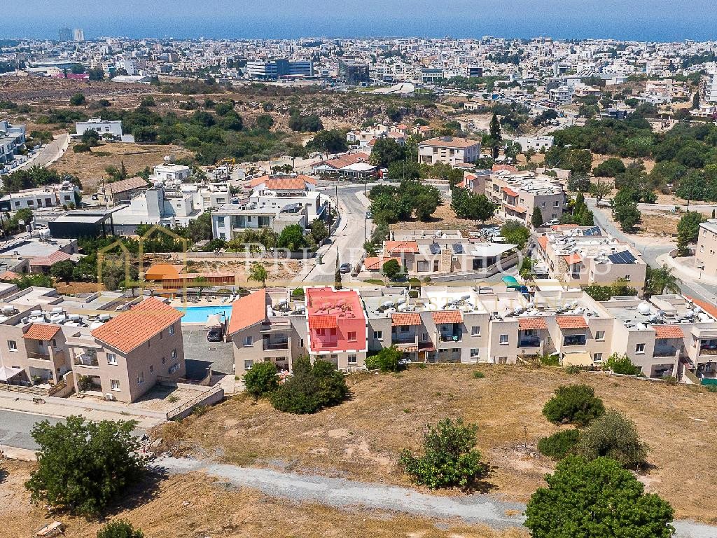Two-Bed Two Bathroom Apartment in Konia, Paphos