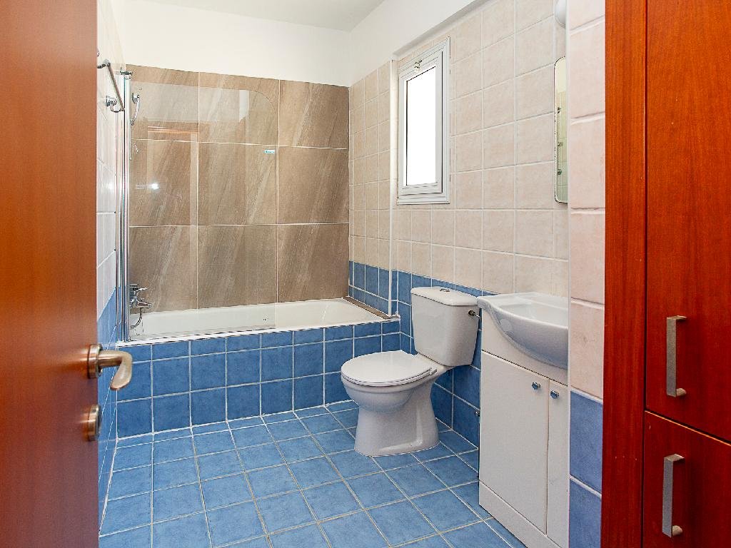 Two‑Bedroom Town House in Chloraka