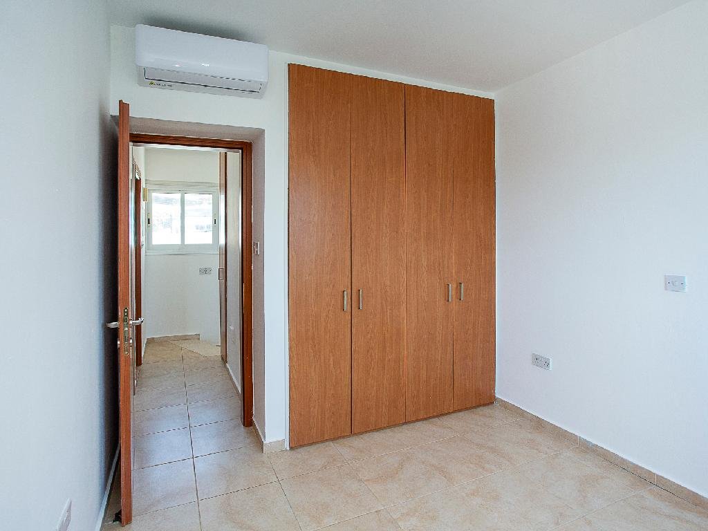 Two‑Bedroom Town House in Chloraka