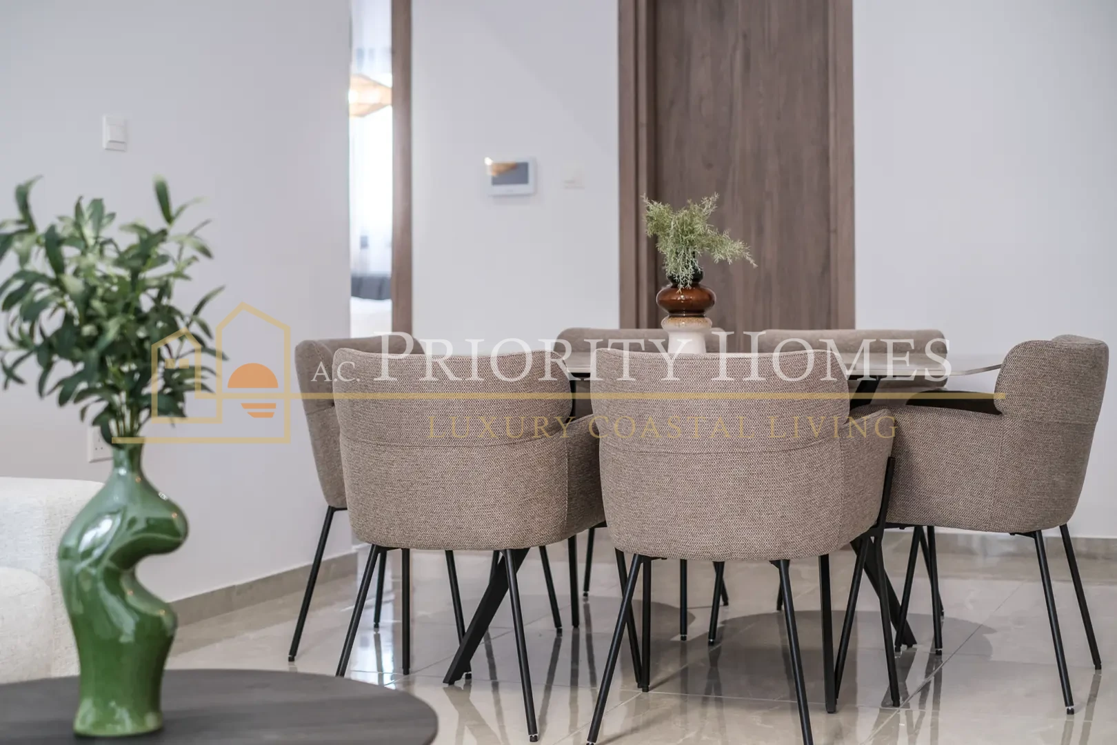Fully Furnished Two-Bedroom Apartment for Rent in Universal