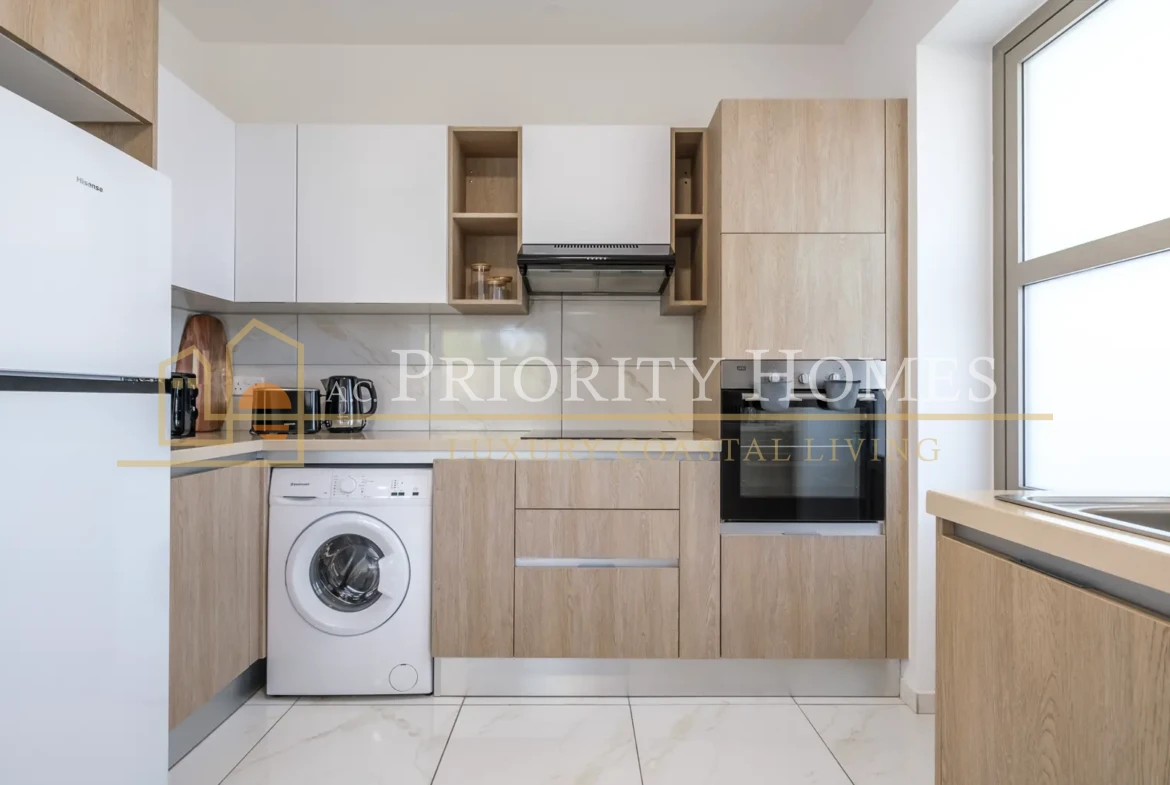 Modern Two Bedroom Apartment in Universal