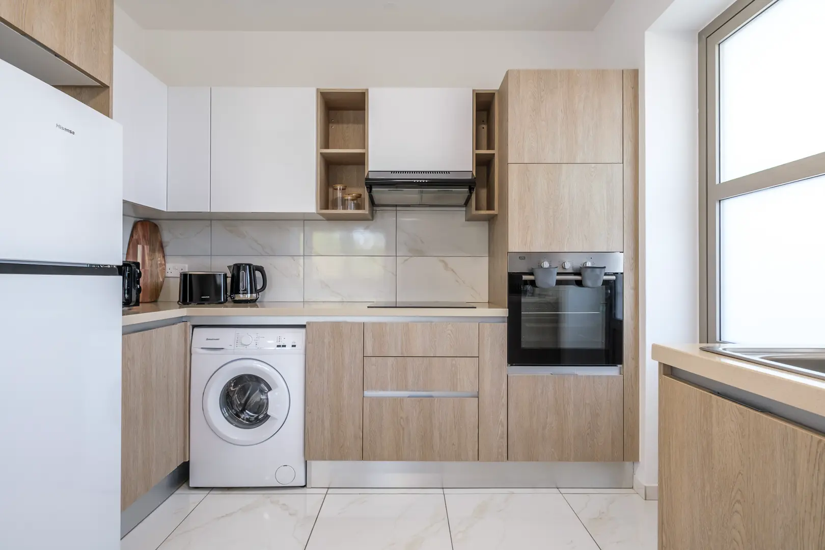 Modern Two Bedroom Apartment in Universal