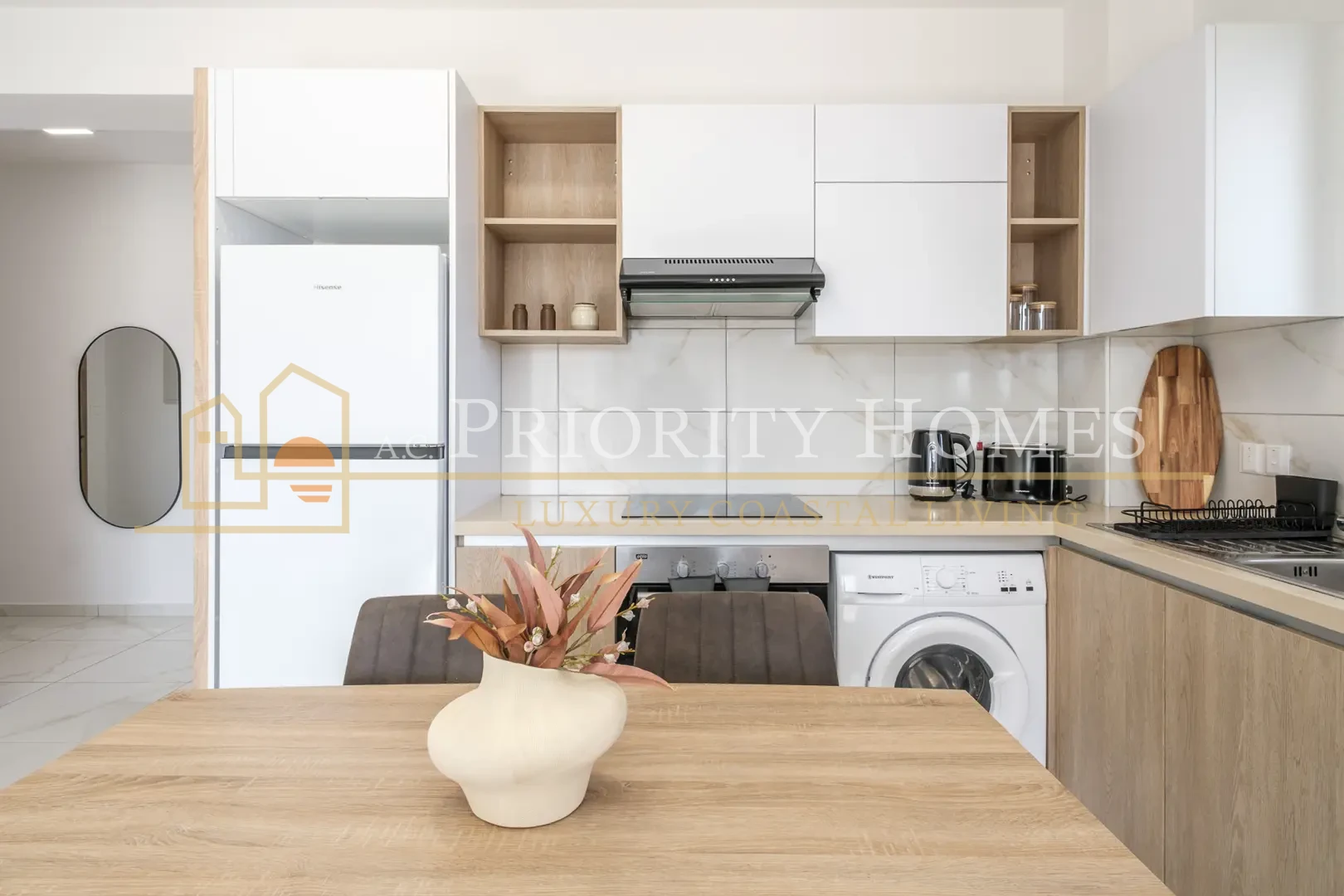 18-moving_doors-limassol-adolina_court_304 Stylish Fully Furnished One-Bedroom Apartment in Universal