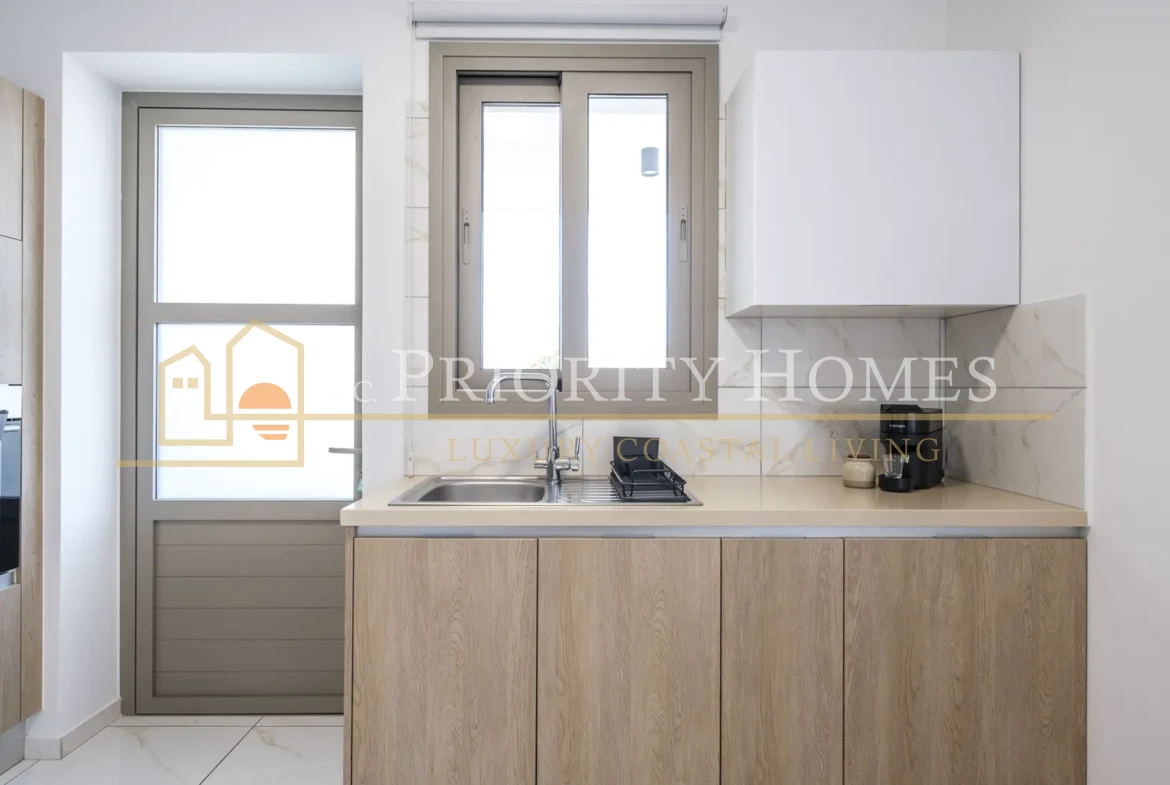 Modern Two Bedroom Apartment in Universal