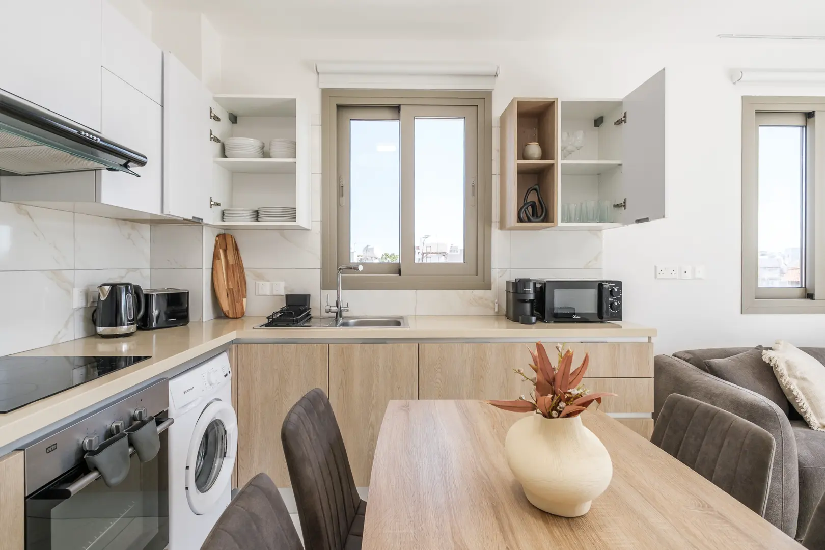 19-moving_doors-limassol-adolina_court_304 Stylish Fully Furnished One-Bedroom Apartment in Universal