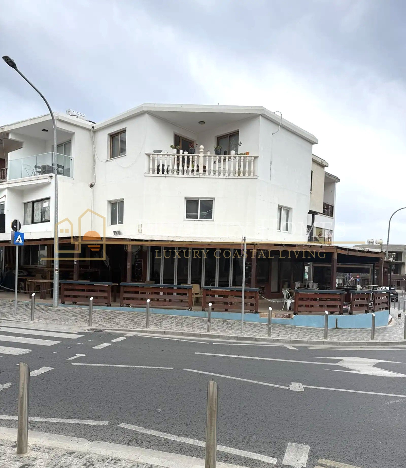 Prime Corner Retail Premises in Kato Paphos Tourist Area