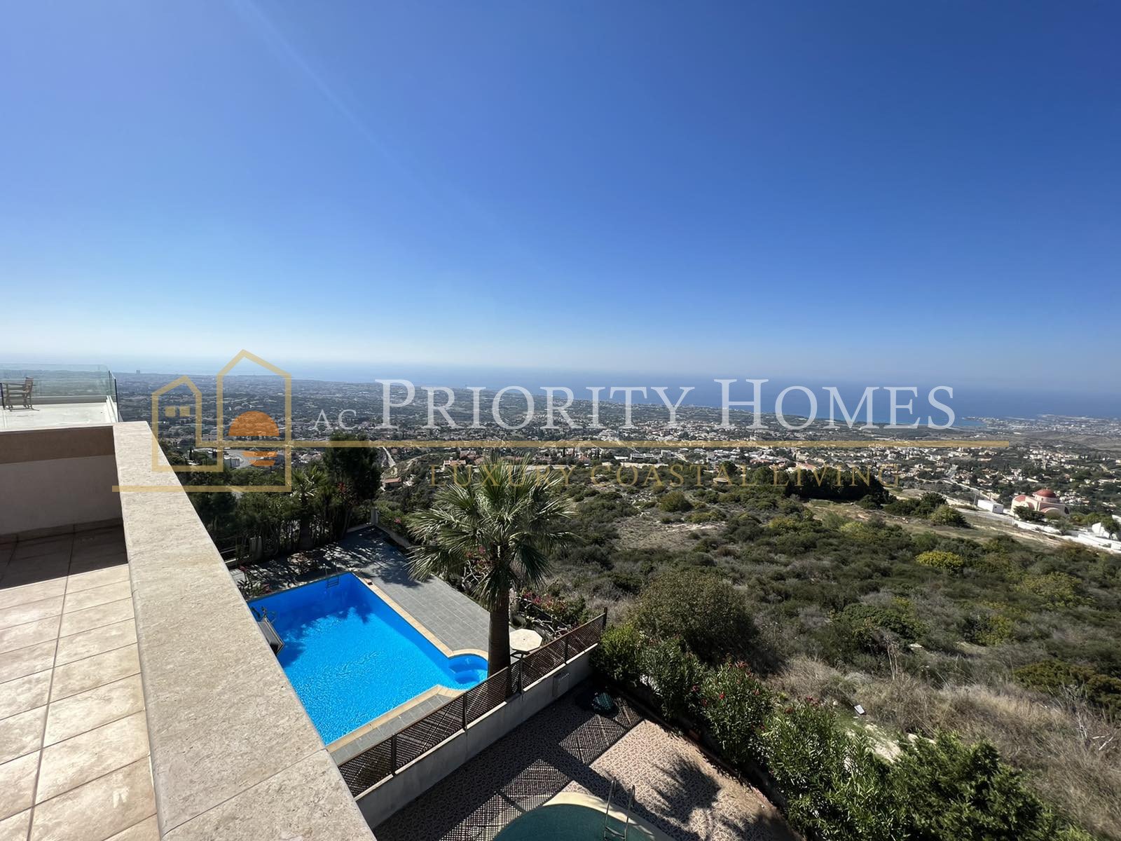 Luxury Five-Bedroom Villa with Sea Views in Tala, Paphos