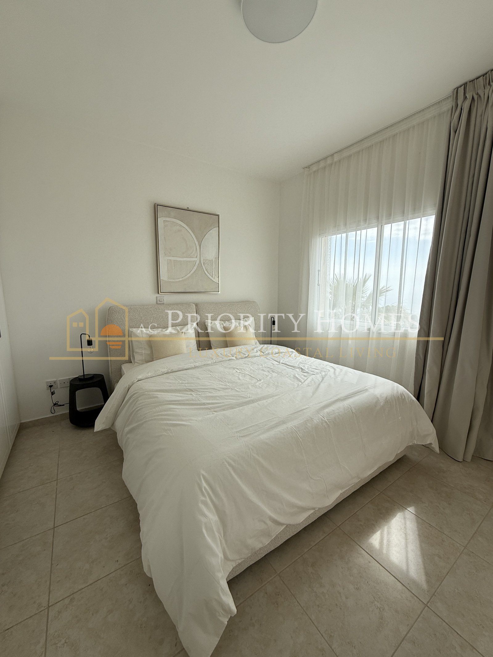 Luxury Five-Bedroom Villa with Sea Views in Tala, Paphos