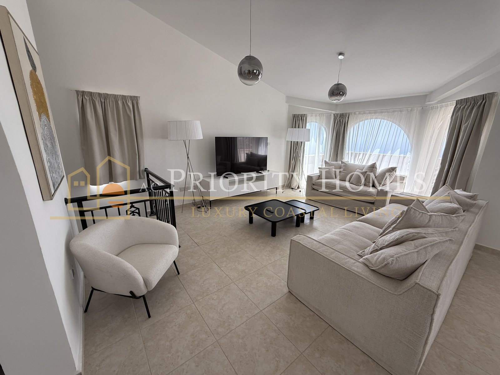 Luxury Five-Bedroom Villa with Sea Views in Tala, Paphos