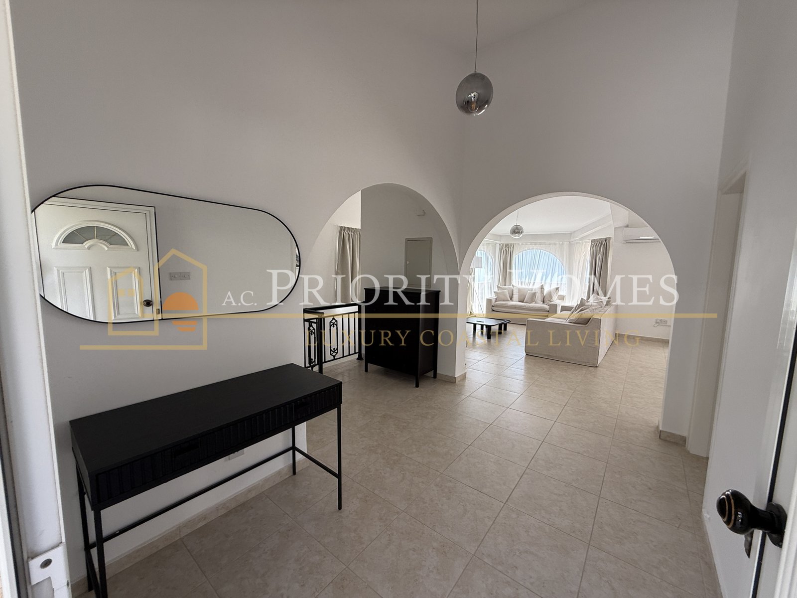 Luxury Five-Bedroom Villa with Sea Views in Tala, Paphos