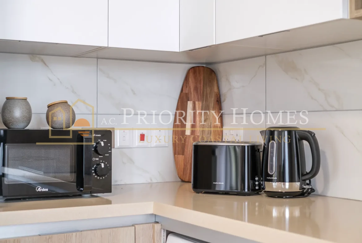 Modern Two Bedroom Apartment in Universal