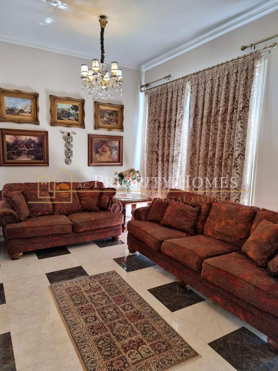Three-Bedroom Bungalow in Quiet Tala Cul-de-Sac