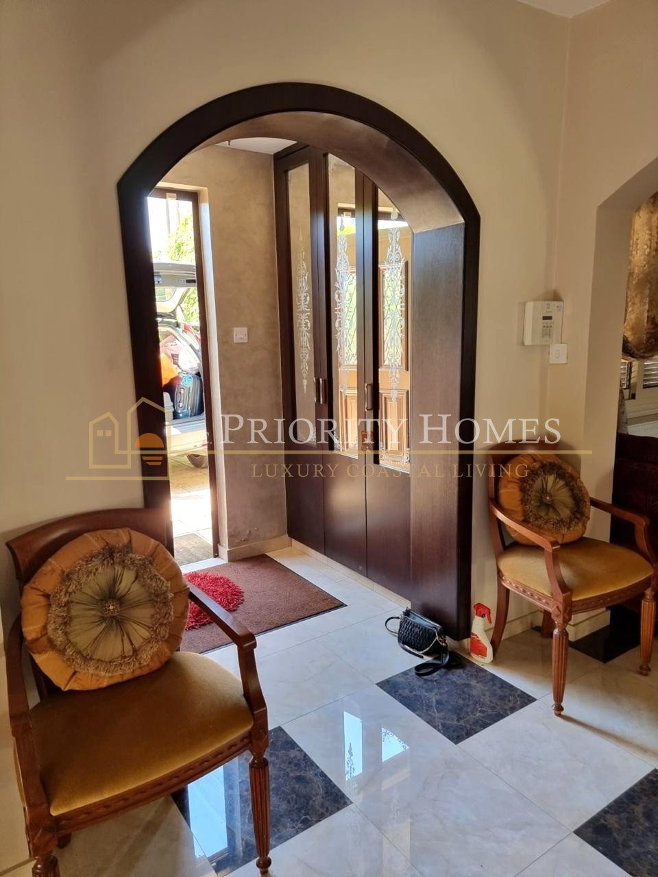 Three-Bedroom Bungalow in Quiet Tala Cul-de-Sac