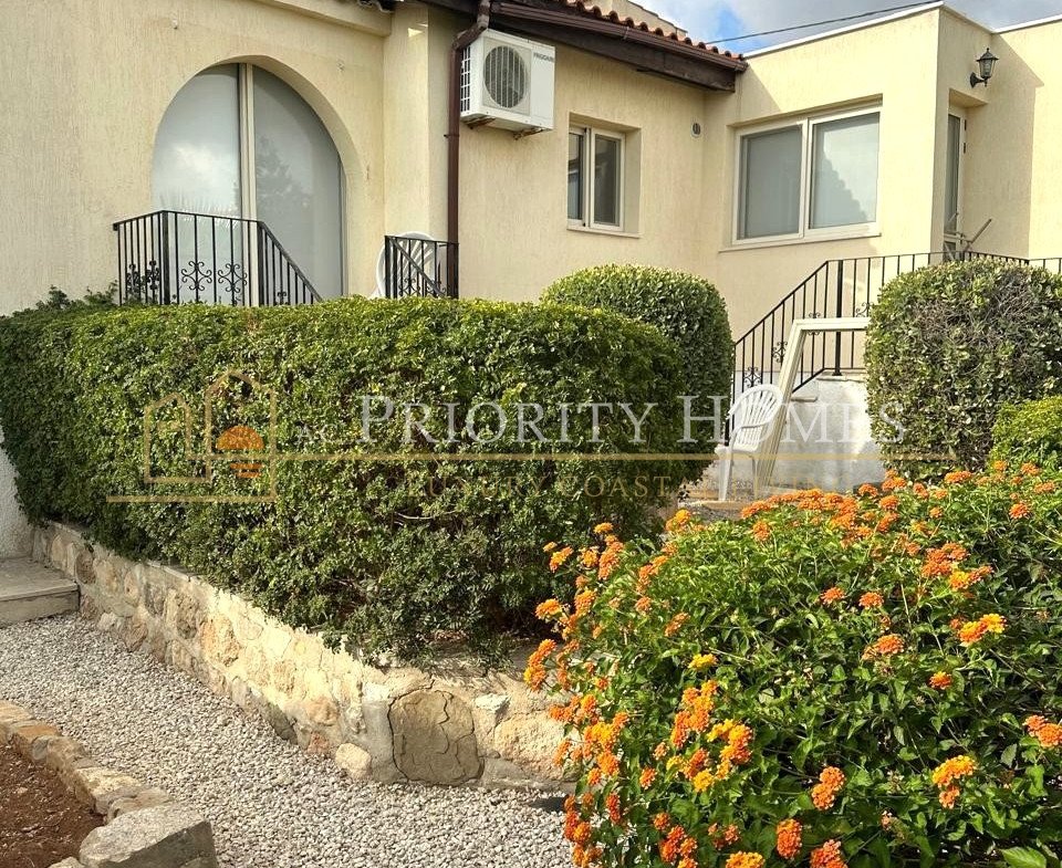 Three-Bedroom Bungalow in Quiet Tala Cul-de-Sac