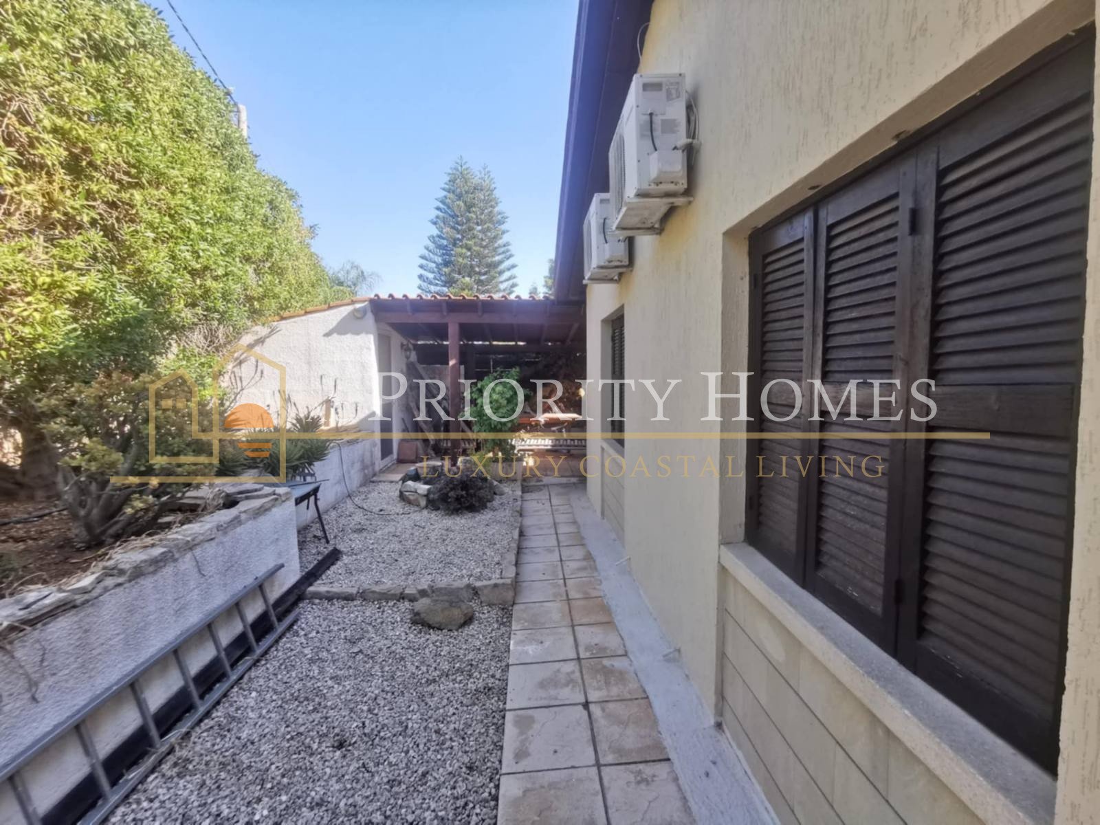 Three-Bedroom Bungalow in Quiet Tala Cul-de-Sac