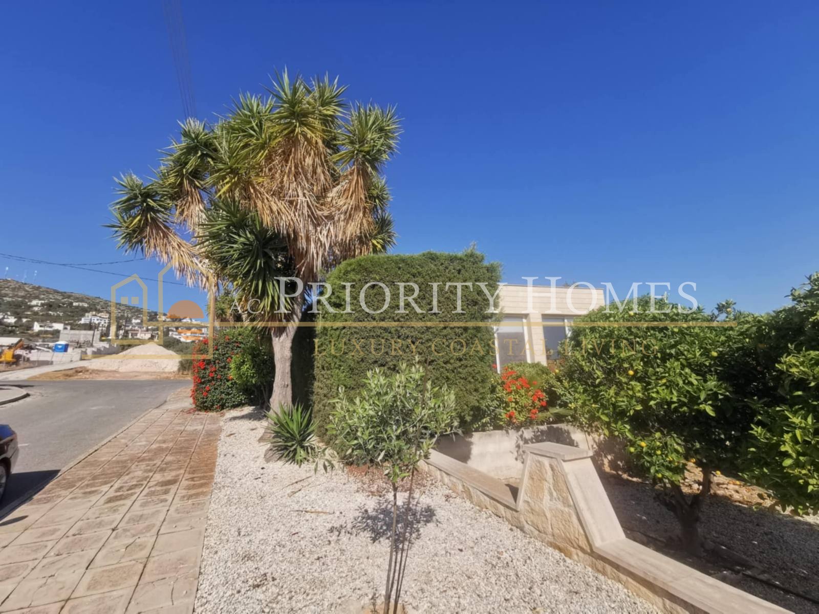 Three-Bedroom Bungalow in Quiet Tala Cul-de-Sac
