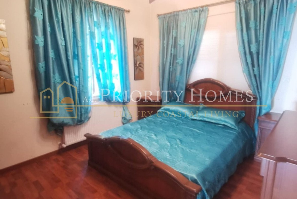 Three-Bedroom Bungalow in Quiet Tala Cul-de-Sac