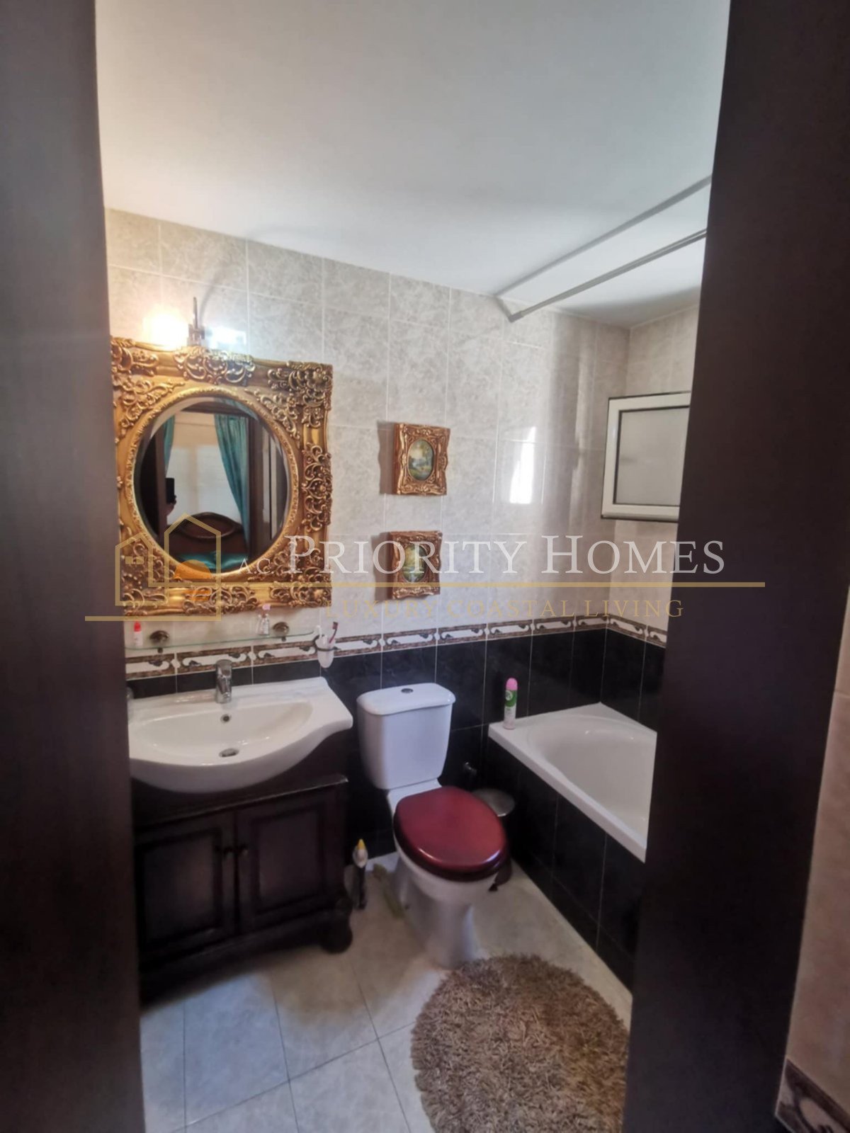 Three-Bedroom Bungalow in Quiet Tala Cul-de-Sac