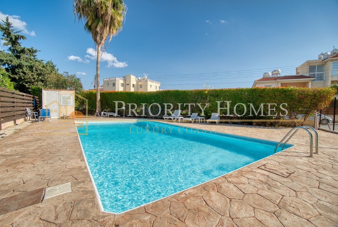 Two-Bedroom Penthouse Apartment in the Heart of Universal