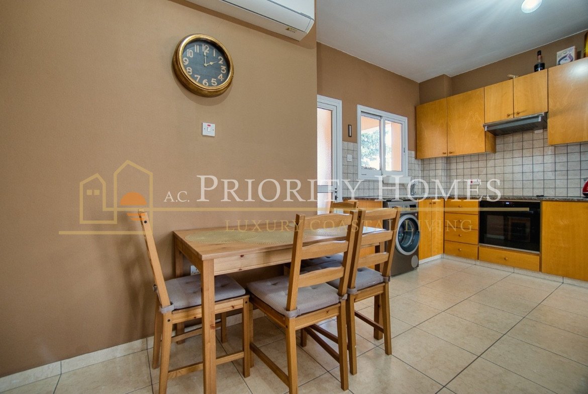 Two-Bedroom Penthouse Apartment in the Heart of Universal