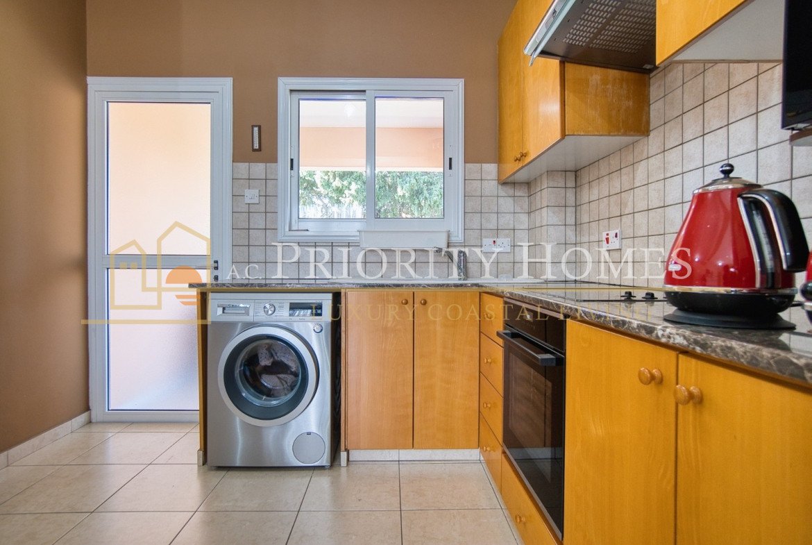 Two-Bedroom Penthouse Apartment in the Heart of Universal