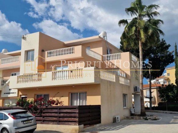 Two-Bedroom Penthouse Apartment in the Heart of Universal