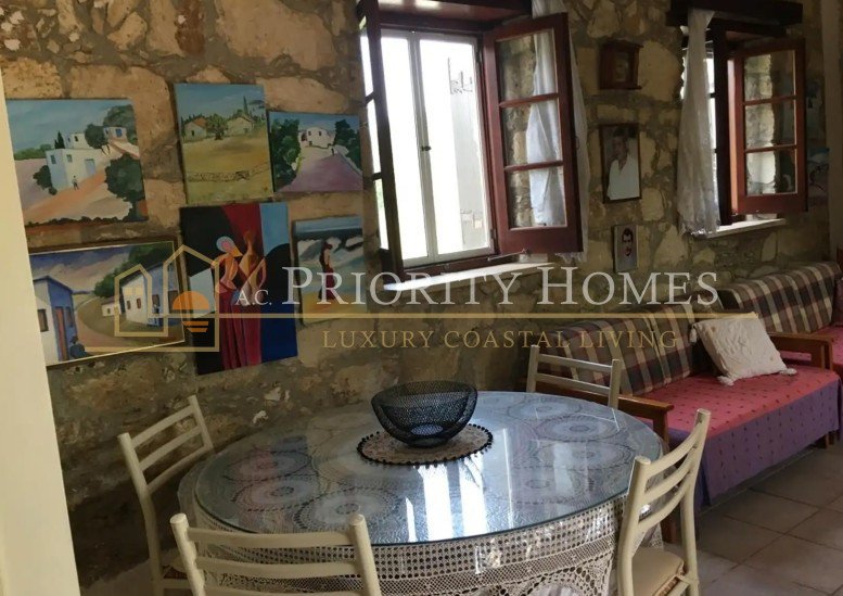 Traditional Village Stone House in Pano Akourdalia, Paphos