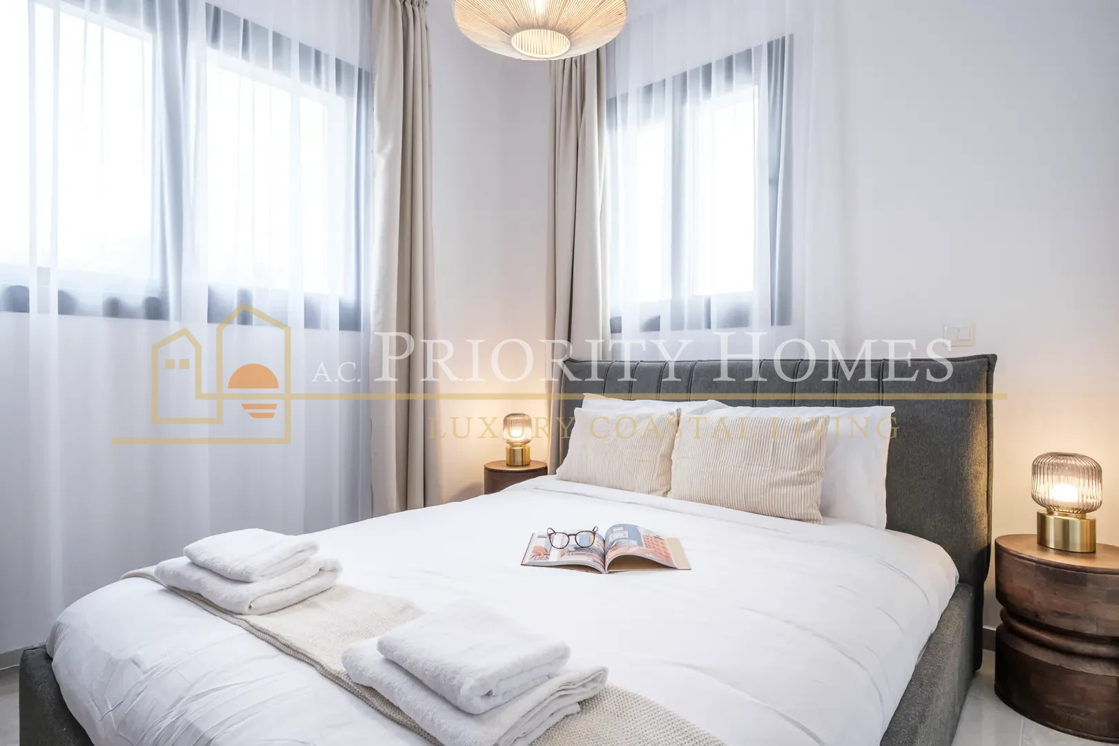 Fully Furnished Two-Bedroom Apartment for Rent in Universal