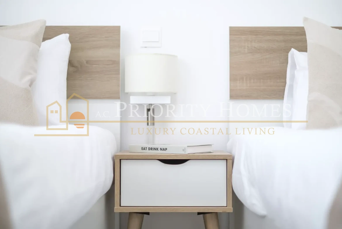 Modern Two Bedroom Apartment in Universal