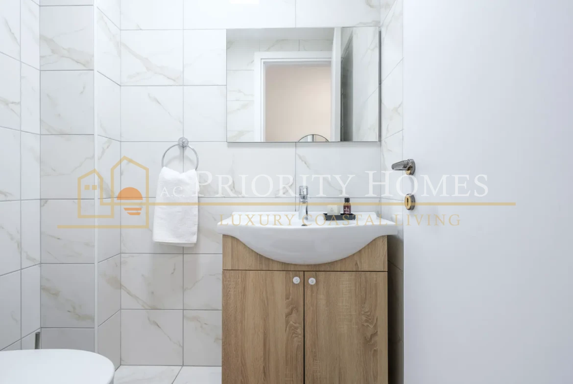 Modern Two Bedroom Apartment in Universal