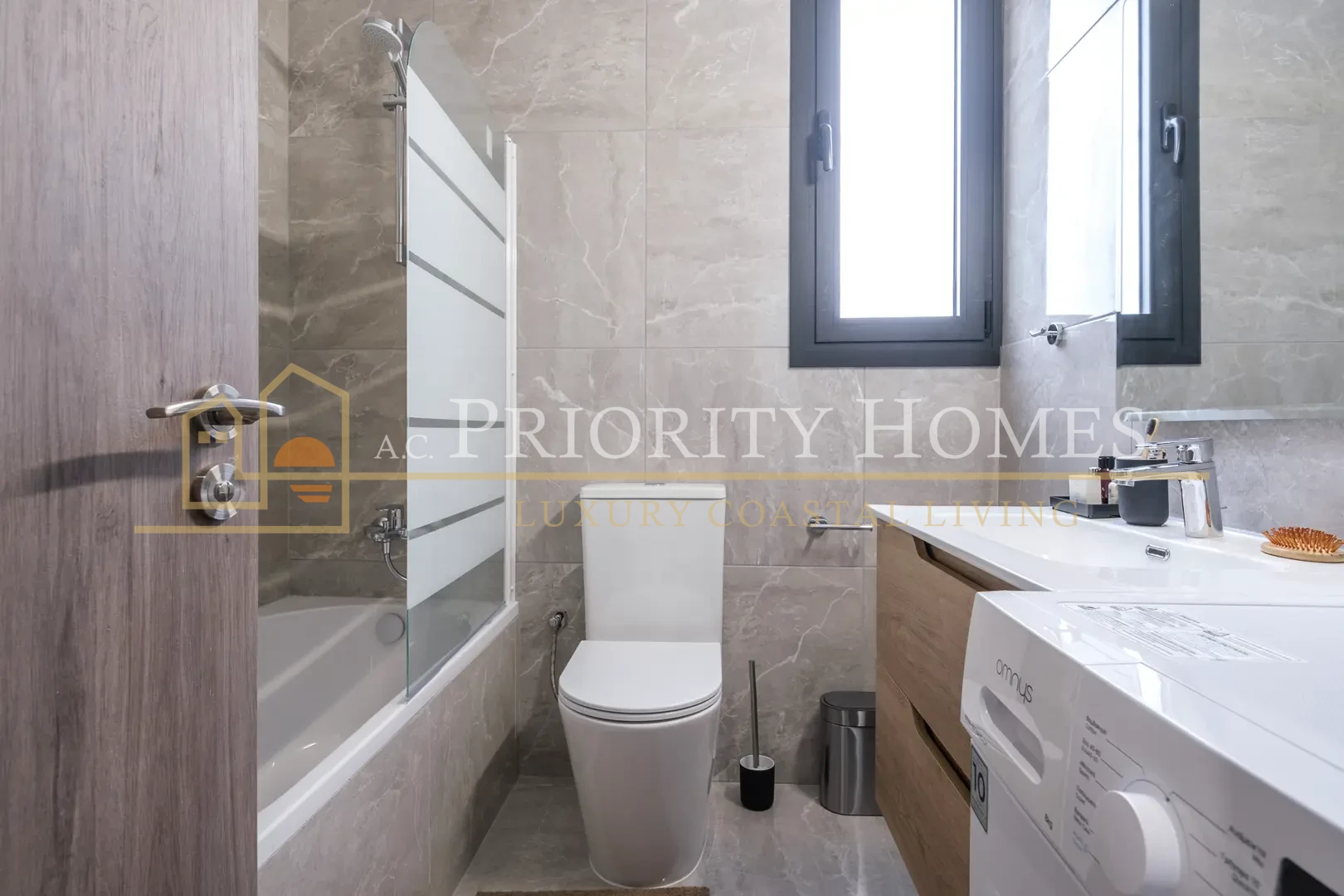 Fully Furnished Two-Bedroom Apartment for Rent in Universal